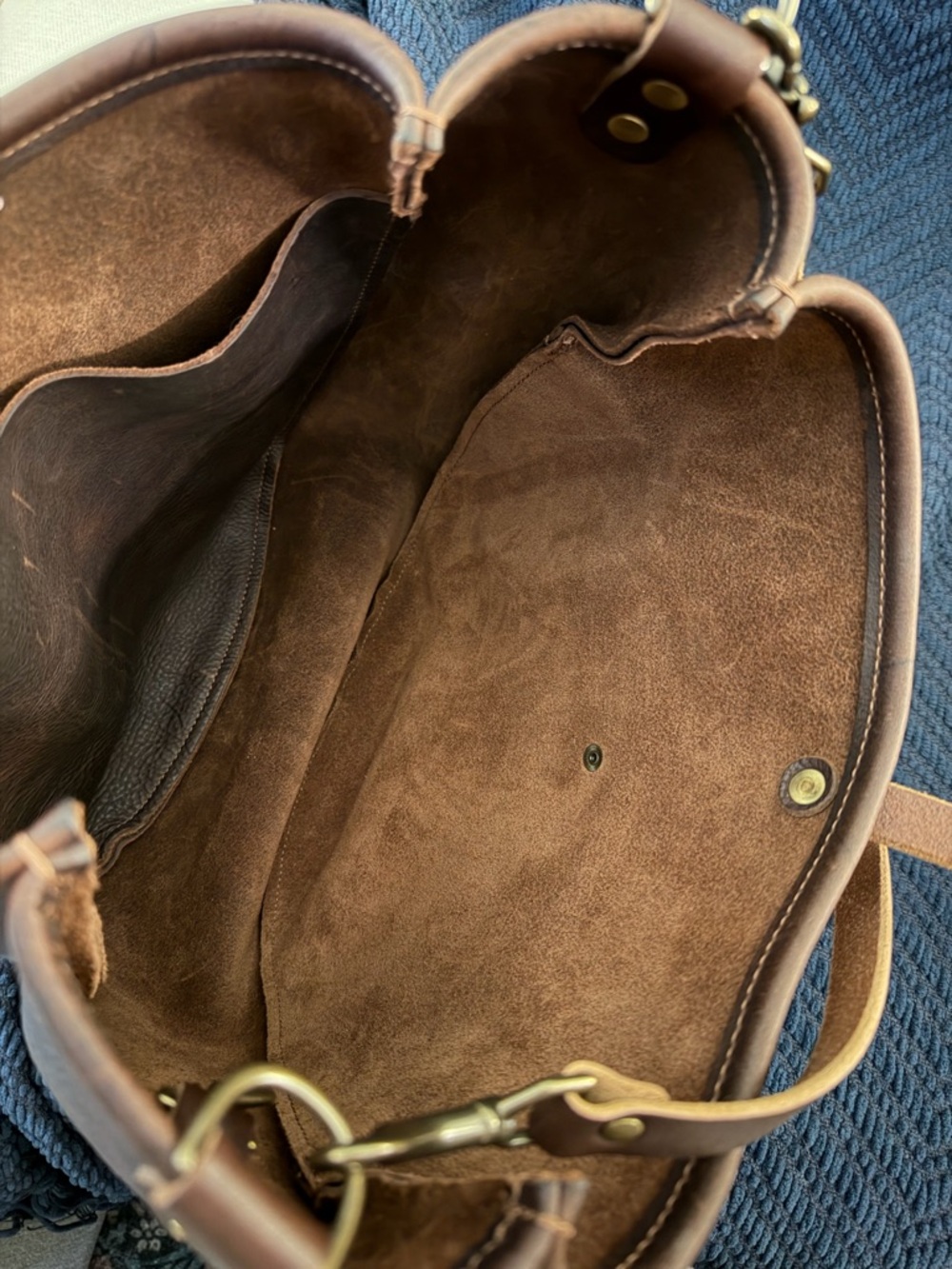 Go Forth Goods Large Celeste ~Mocha 
Dark hide-very smooth - Picture 7 of 11
